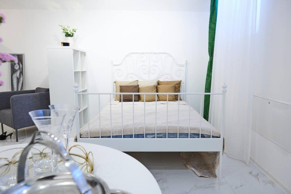 شقة White Bliss Hideaway ليوبليانا المظهر الخارجي الصورة